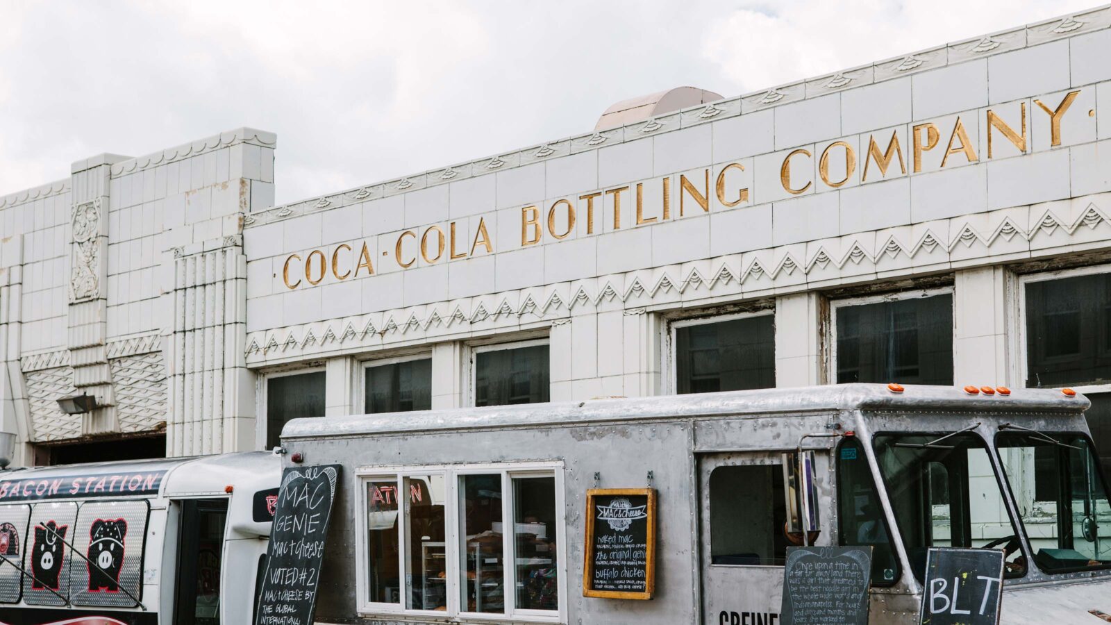 historic tour at old coca cola bottling plant