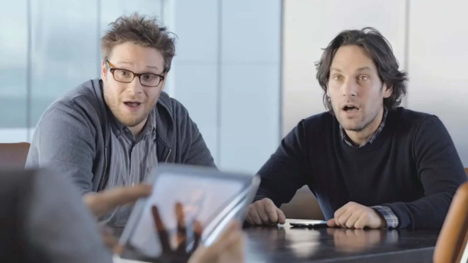 paul rudd and seth rogan in a samsung commercial